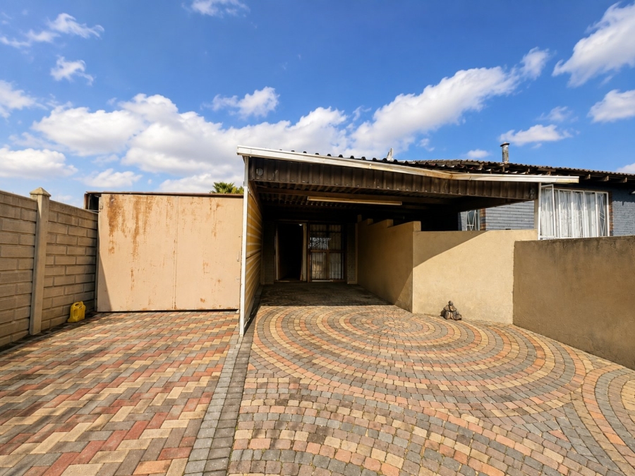 3 Bedroom Property for Sale in Sasolburg Ext 10 Free State